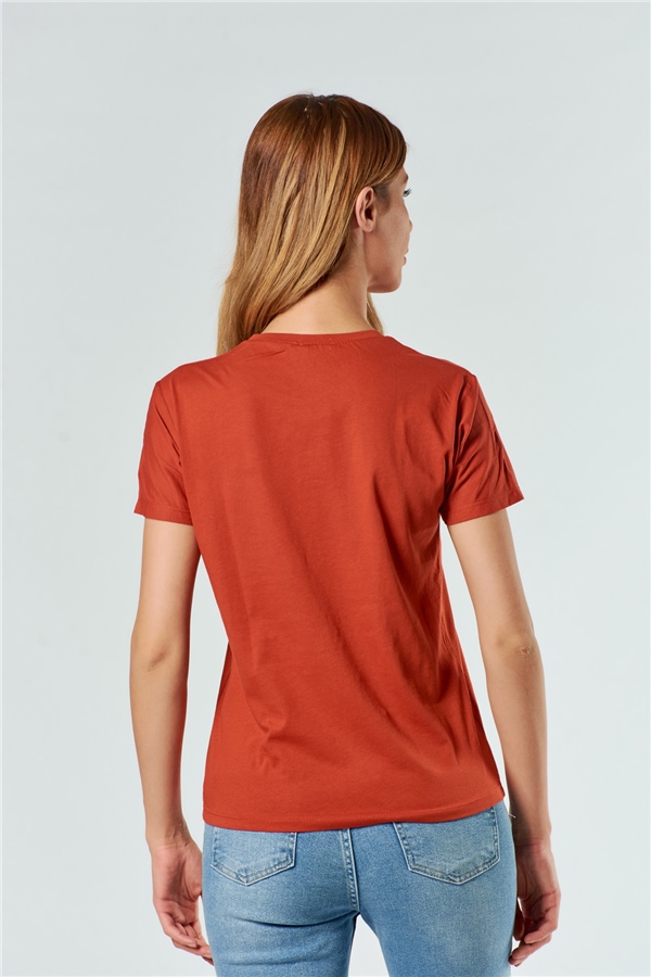 3010 Önü Pul Ve Yazılı T-Shirt Kiremit-Coral