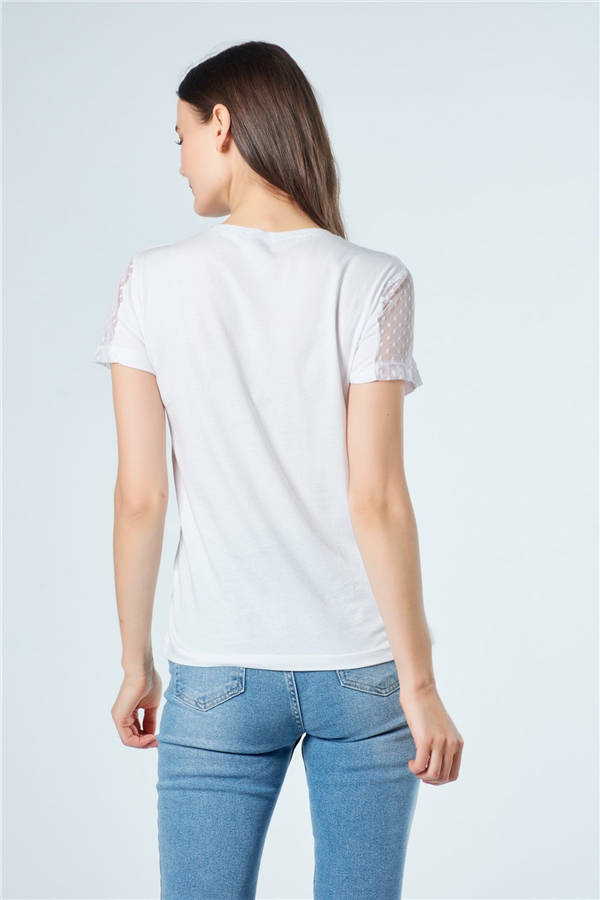 3152 Küt Saçlı Kadın Resimli T-Shirt Beyaz-Coral
